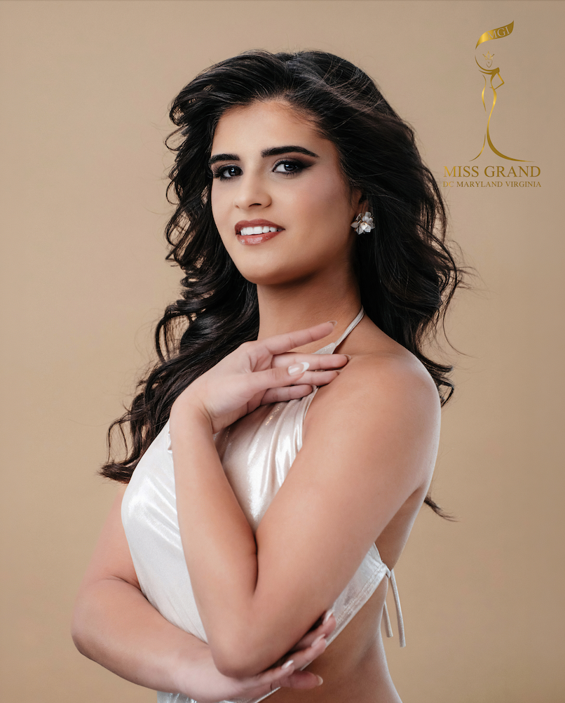 Vote for Camila Rosales